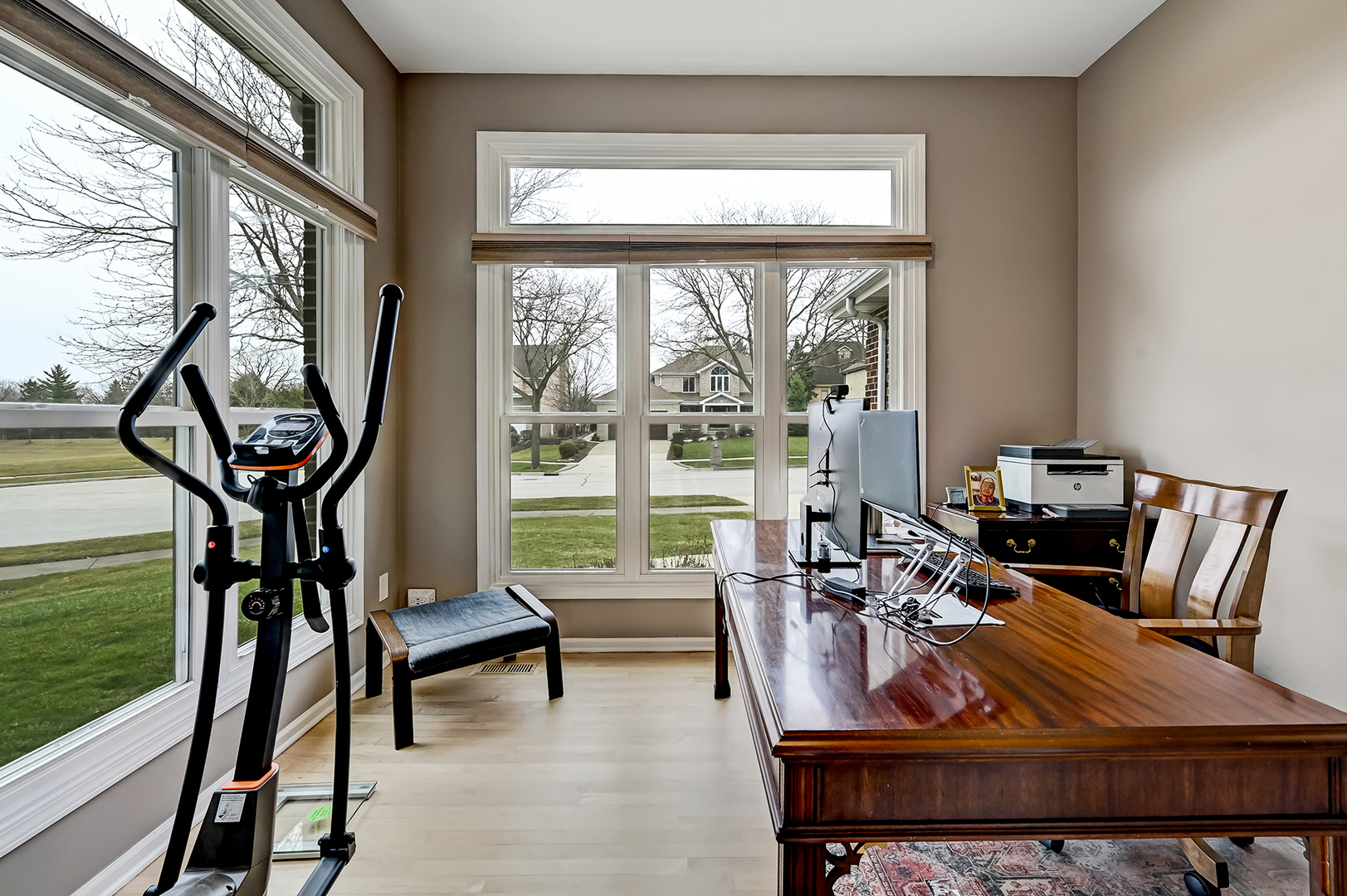 1770 W Windmill Court, Addison, IL 60101