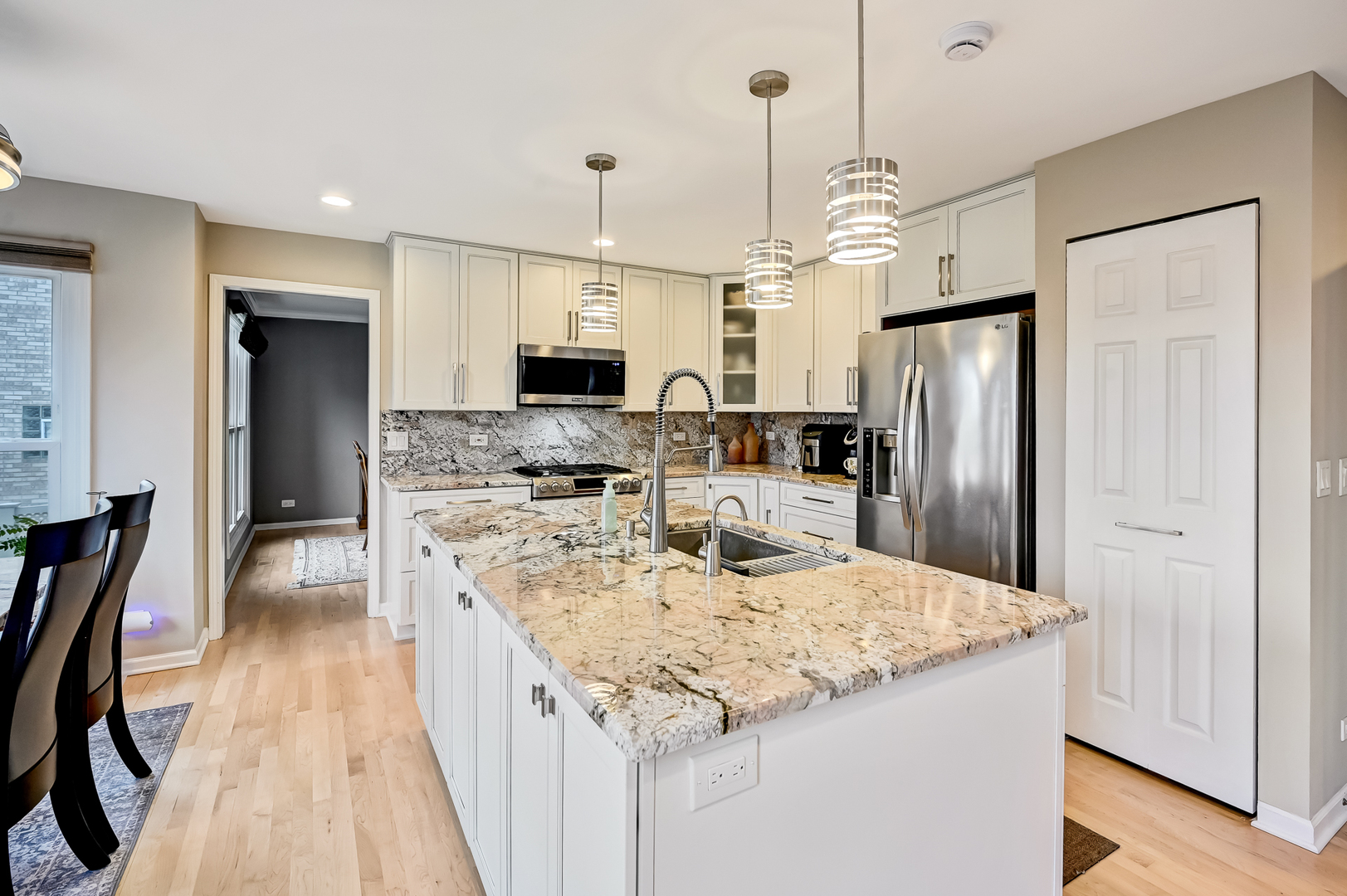 1770 W Windmill Court, Addison, IL 60101