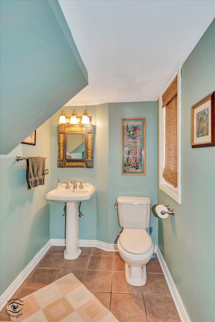 1650 W 105th Street, Chicago, IL 60643