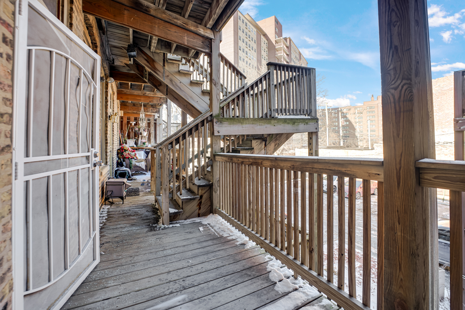 752 E 43rd Street #2E, Chicago, IL 60653