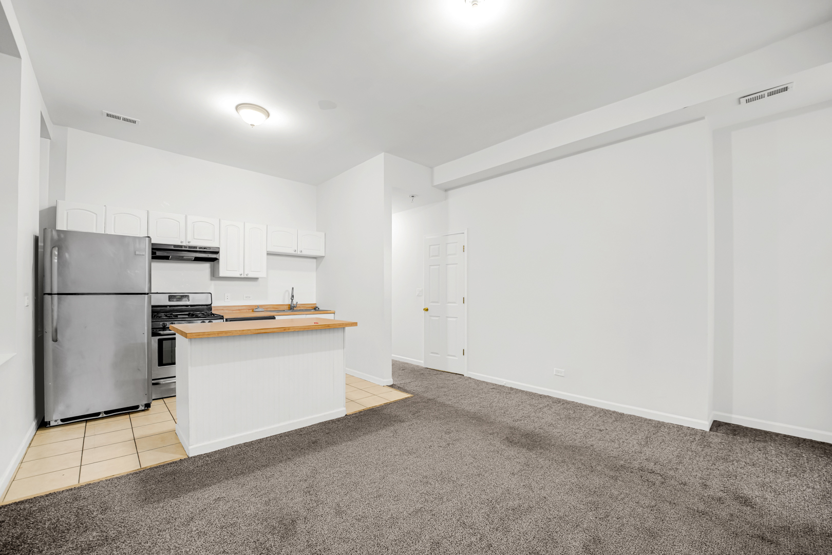 752 E 43rd Street #2E, Chicago, IL 60653