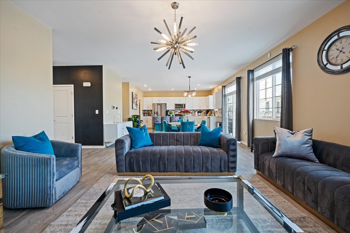 1814 Peyton Terrace, Shorewood, IL 60404