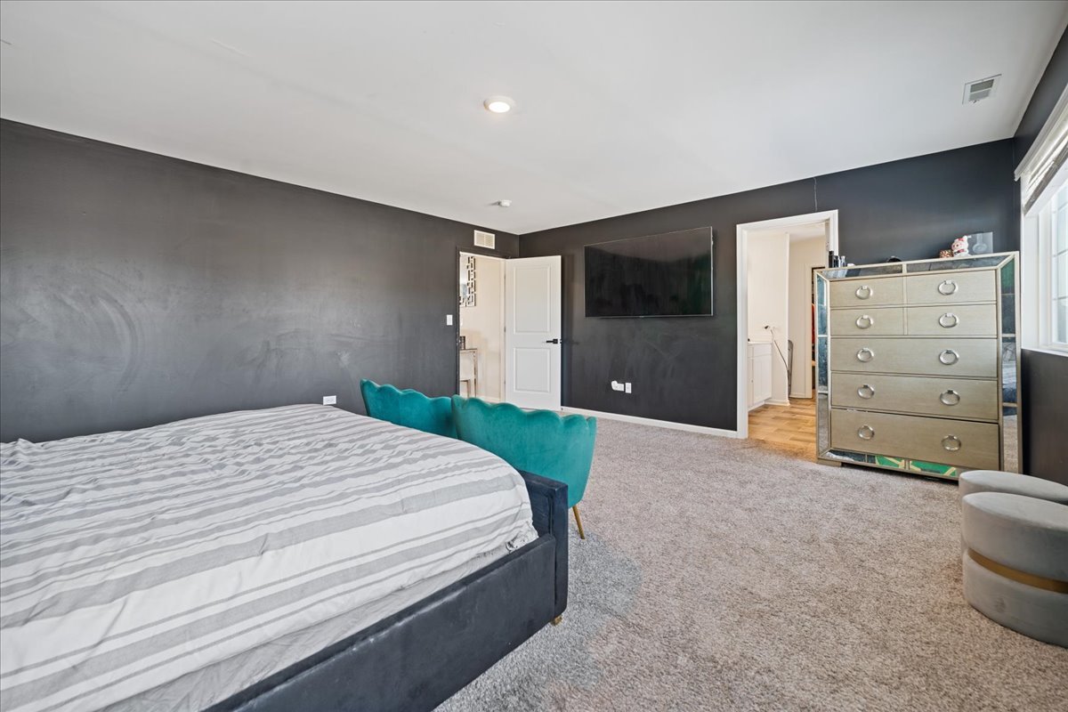 1814 Peyton Terrace, Shorewood, IL 60404