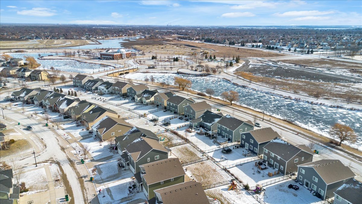 1814 Peyton Terrace, Shorewood, IL 60404