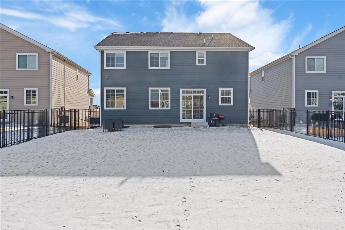 1814 Peyton Terrace, Shorewood, IL 60404