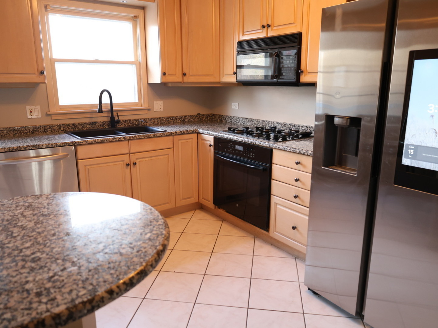 1516 W Sudeenew Drive, Johnsburg, IL 60051