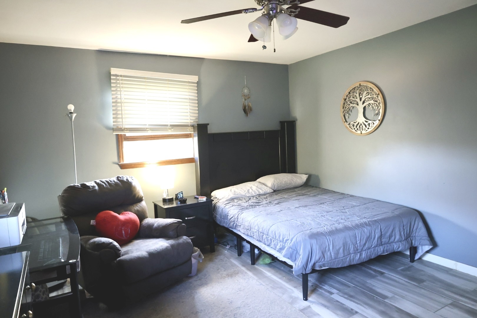 1516 W Sudeenew Drive, Johnsburg, IL 60051