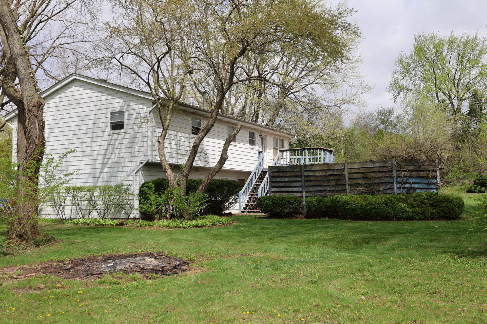 1516 W Sudeenew Drive, Johnsburg, IL 60051