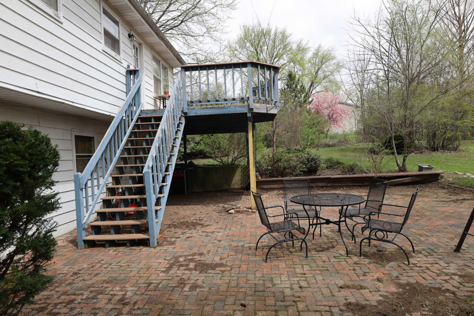 1516 W Sudeenew Drive, Johnsburg, IL 60051