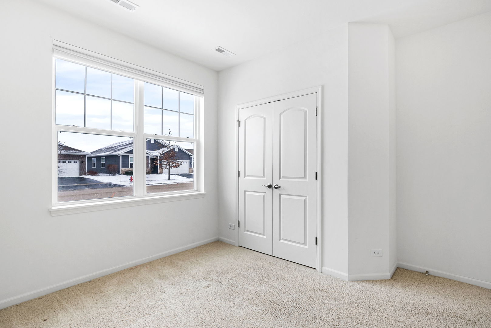 6480 Doral Drive, Gurnee, IL 60031