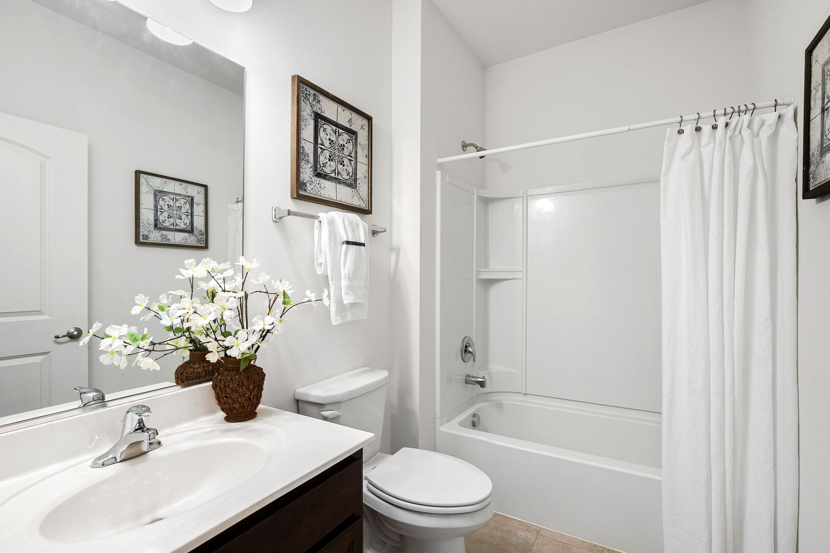 6480 Doral Drive, Gurnee, IL 60031