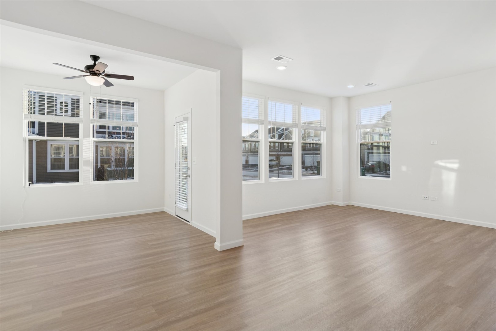 24507 W Kroll Drive, Plainfield, IL 60585