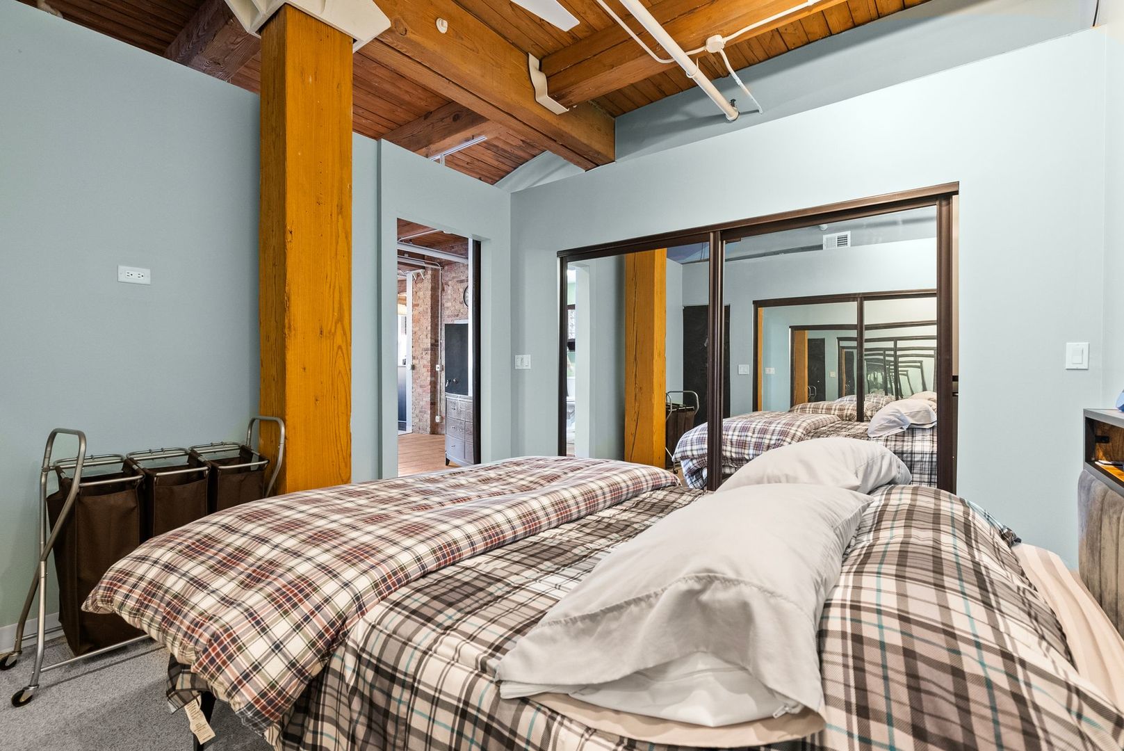 913 W Van Buren Street #4A, Chicago, IL 60607