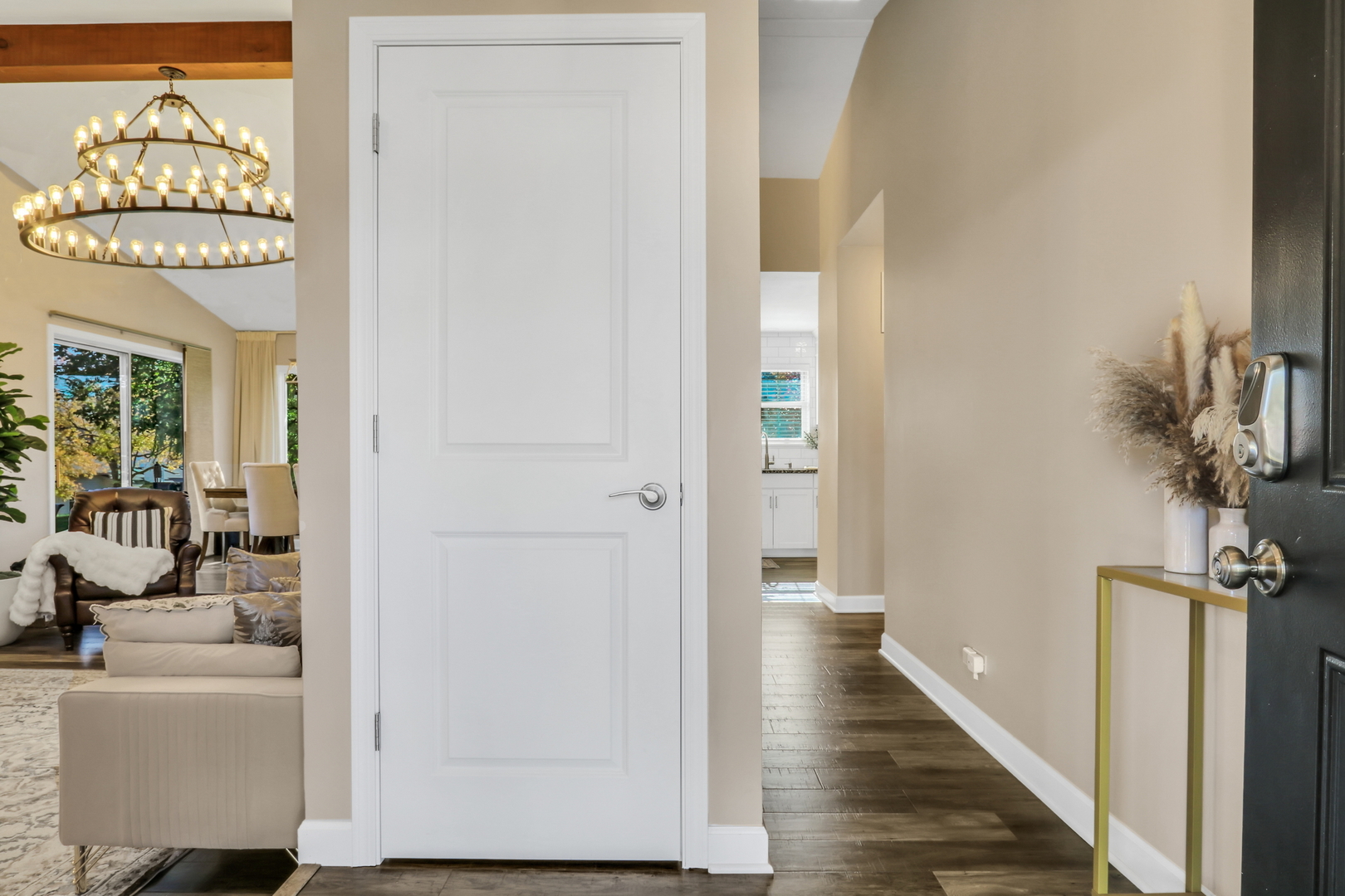 658 White Court, Gurnee, IL 60031