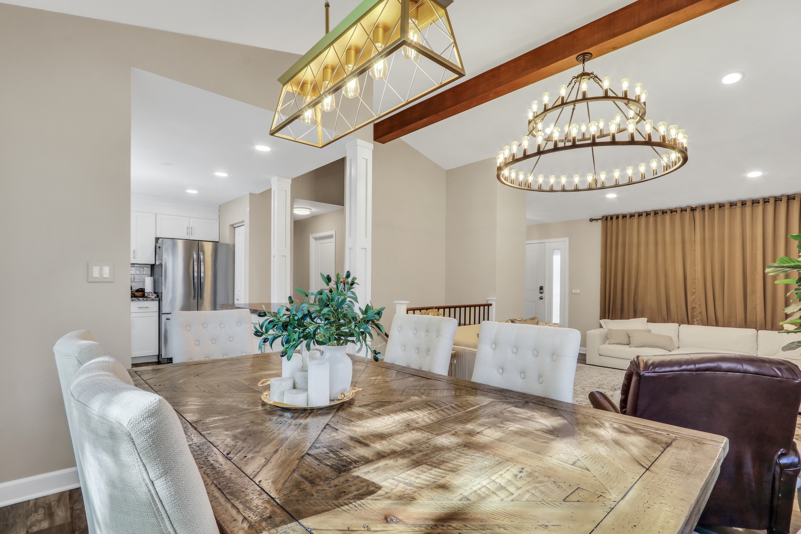 658 White Court, Gurnee, IL 60031