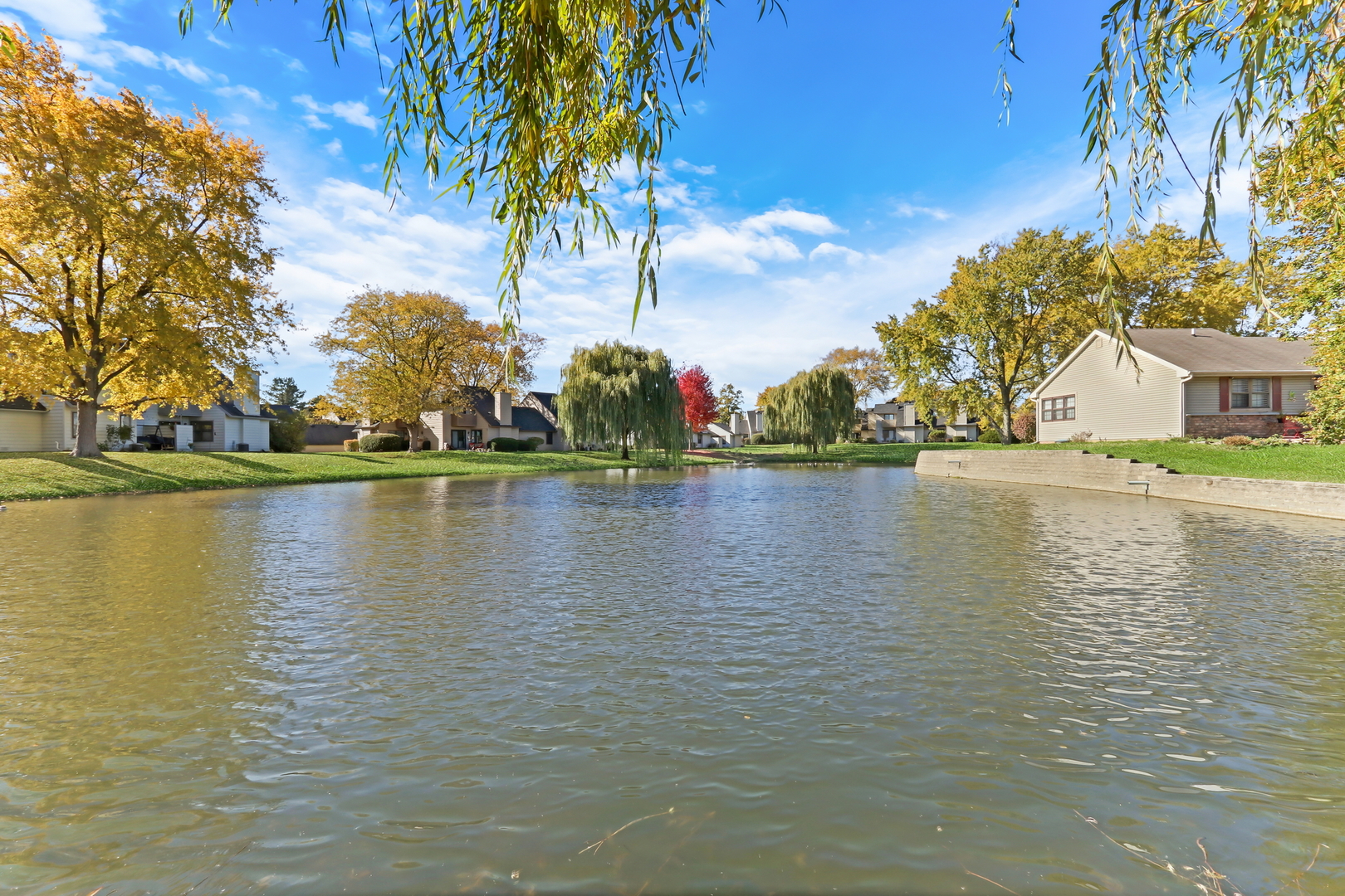 658 White Court, Gurnee, IL 60031