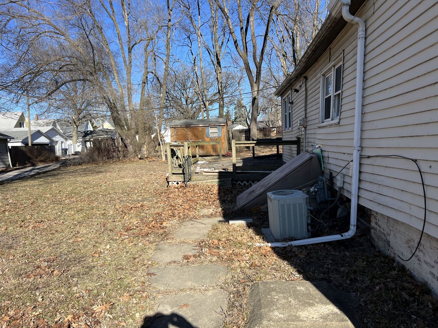 405 W Bissell Street, Bloomington, IL 61701