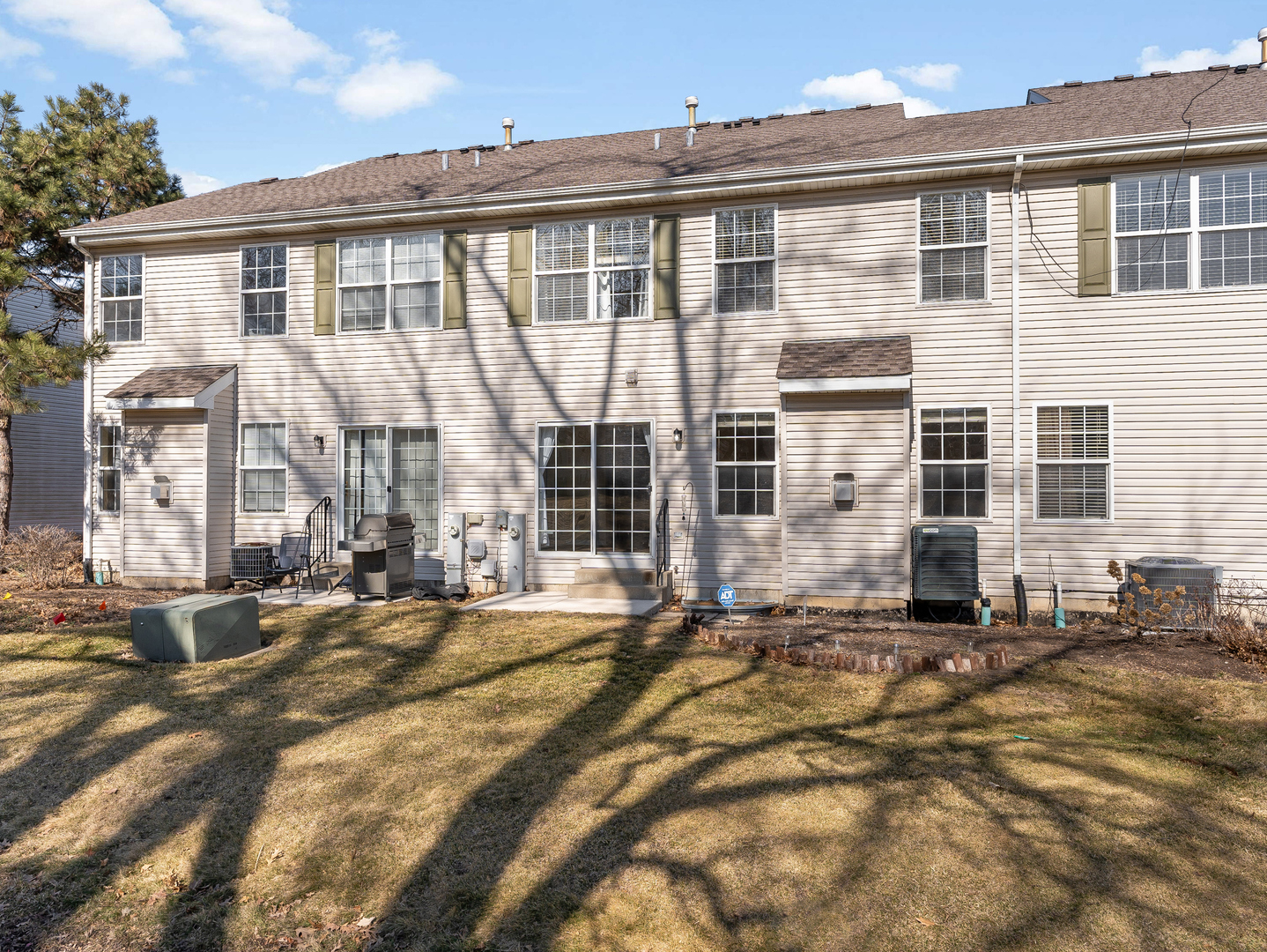 2494 Stoughton Circle, Aurora, IL 60502