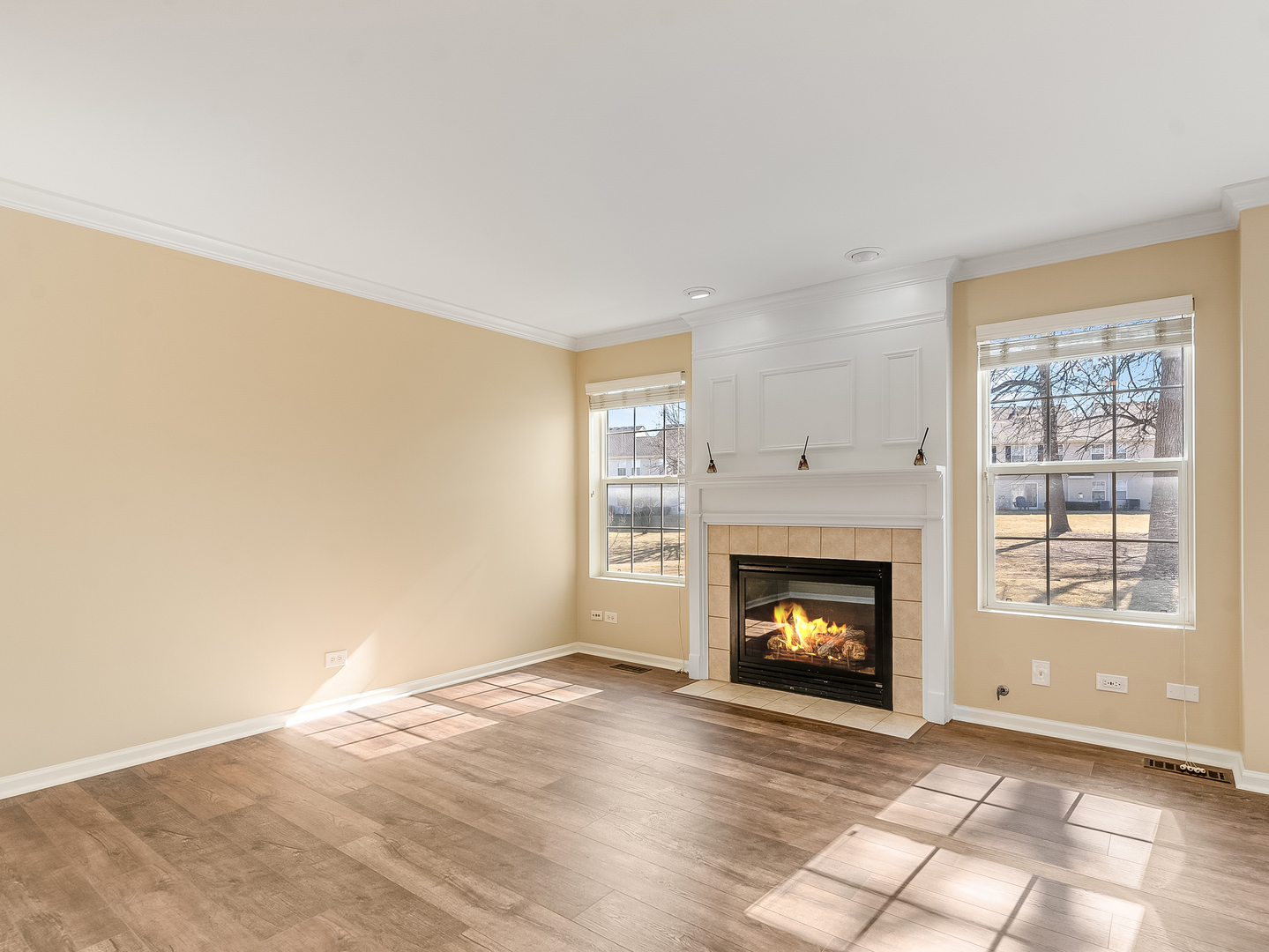 2494 Stoughton Circle, Aurora, IL 60502