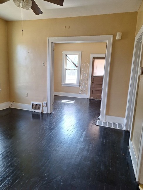 627 Douglas Avenue, Calumet City, IL 60409