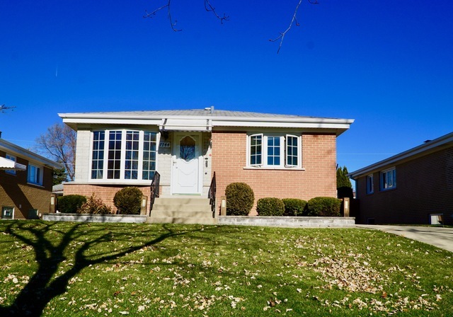 7744 W Strong Street, Norridge, IL 60706