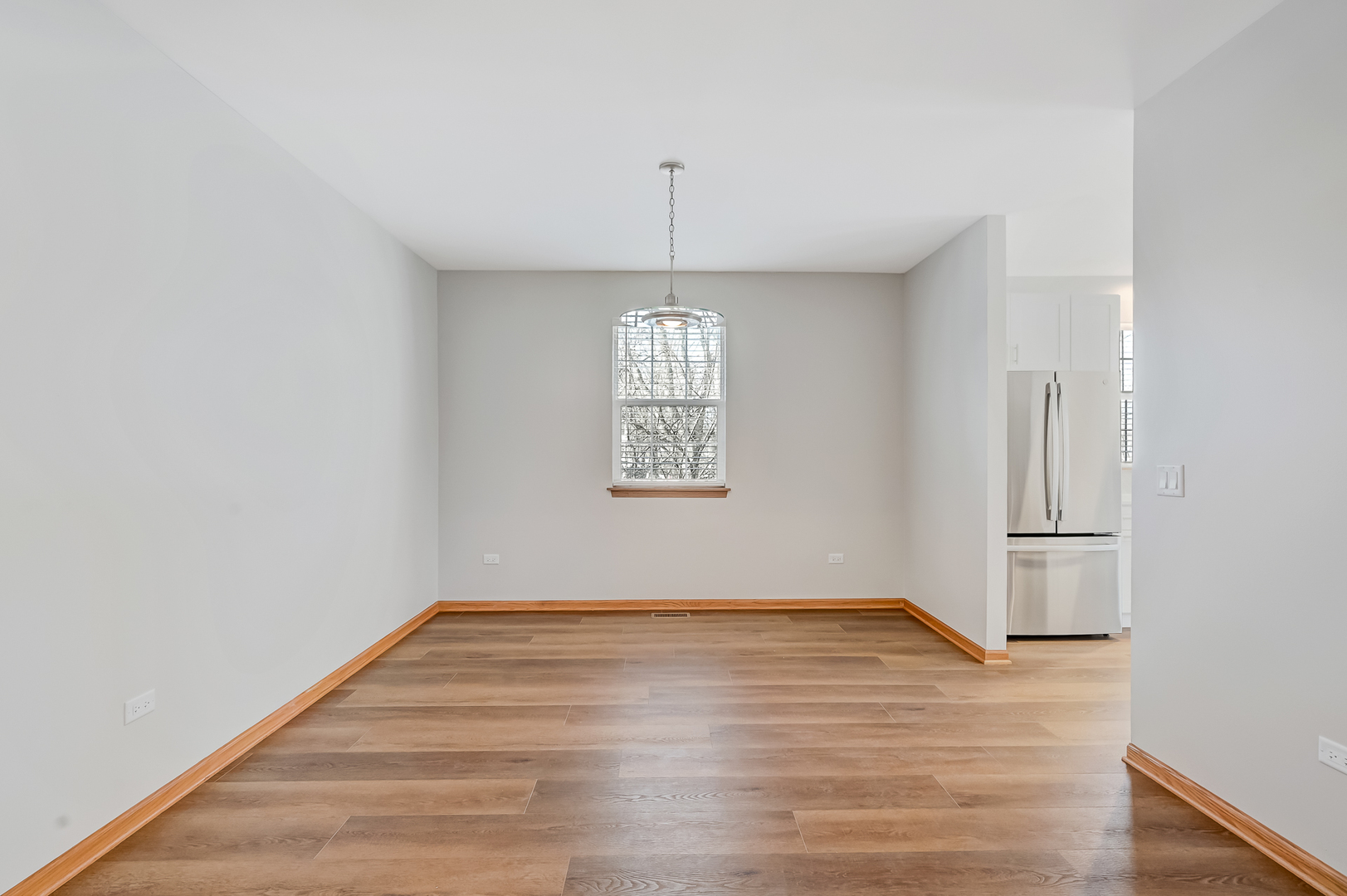 1938 MANNING Road, Darien, IL 60561