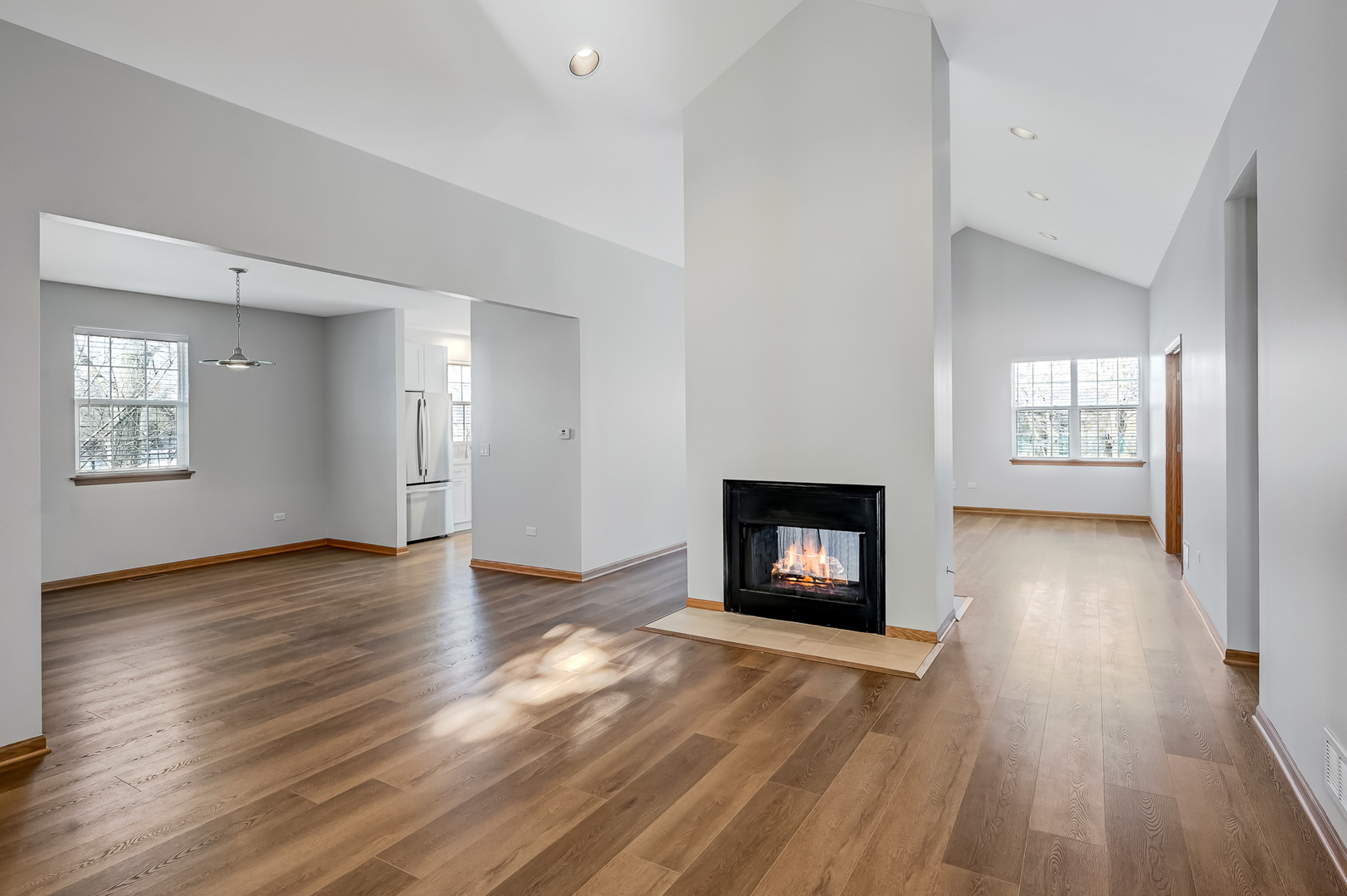 1938 MANNING Road, Darien, IL 60561