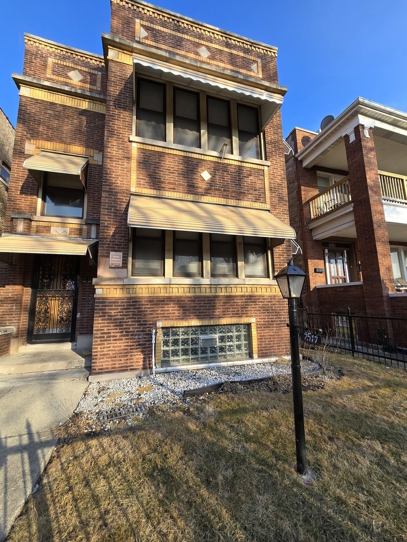 7517 S Green Street, Chicago, IL 60620