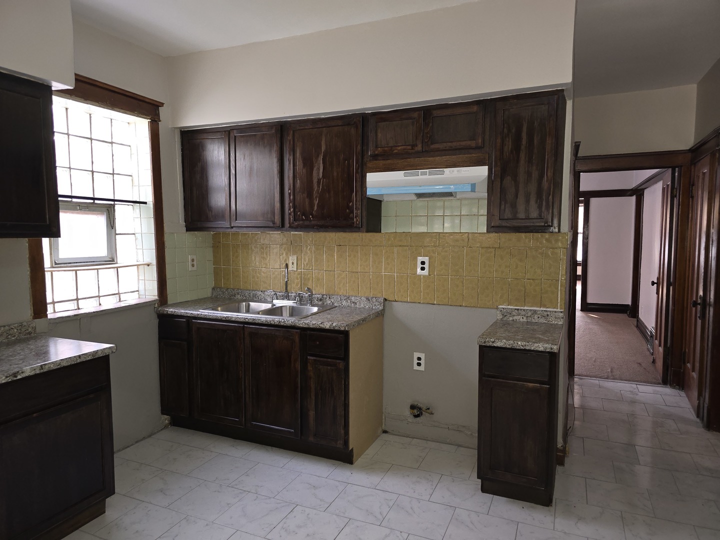 7517 S Green Street, Chicago, IL 60620