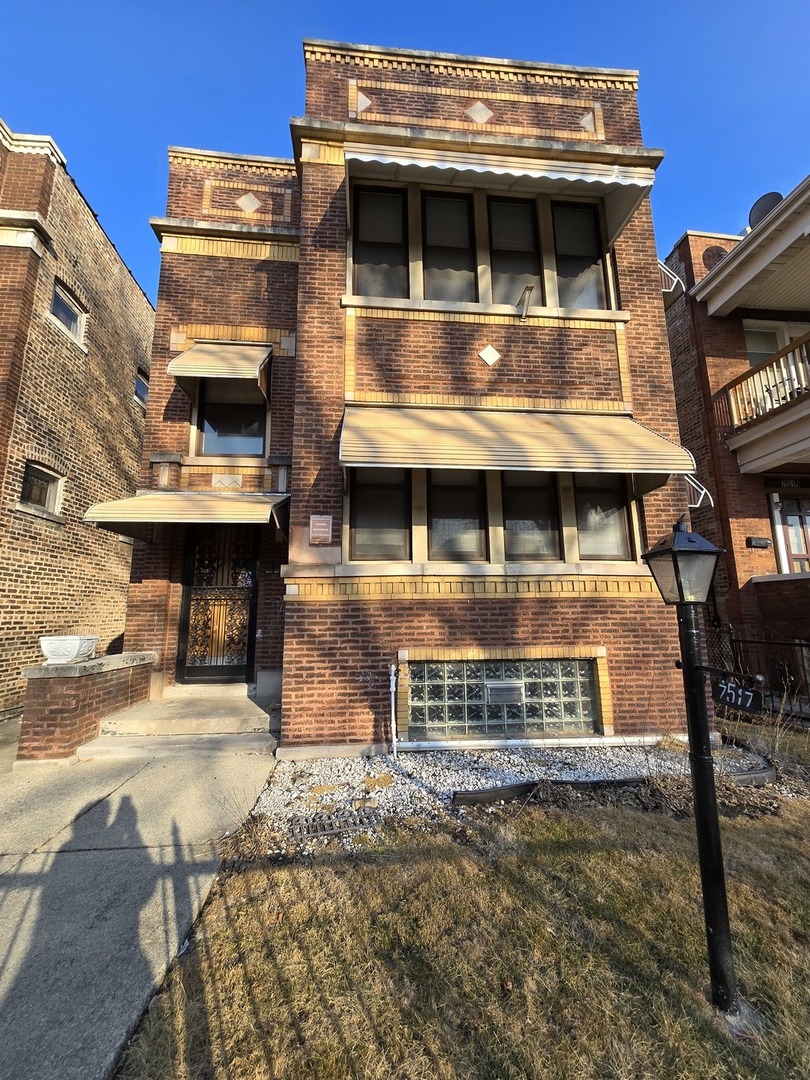 7517 S Green Street, Chicago, IL 60620