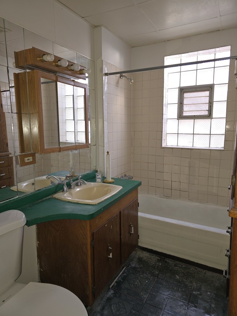 7515 S Green Street, Chicago, IL 60620