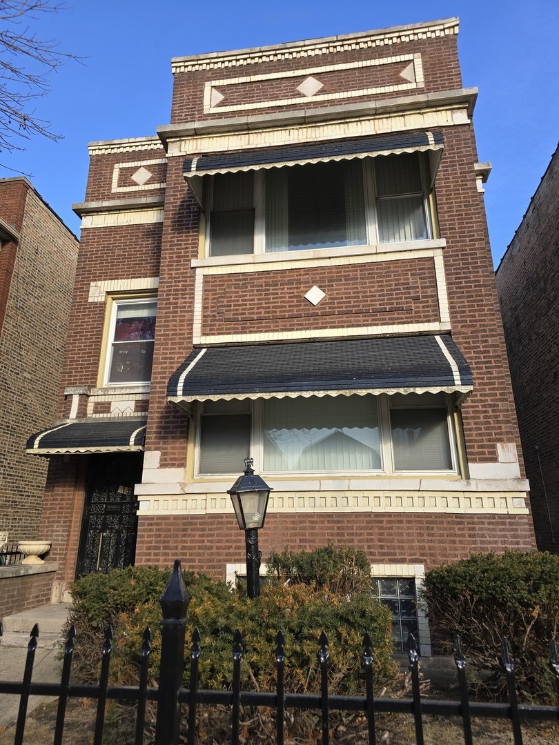 7515 S Green Street, Chicago, IL 60620