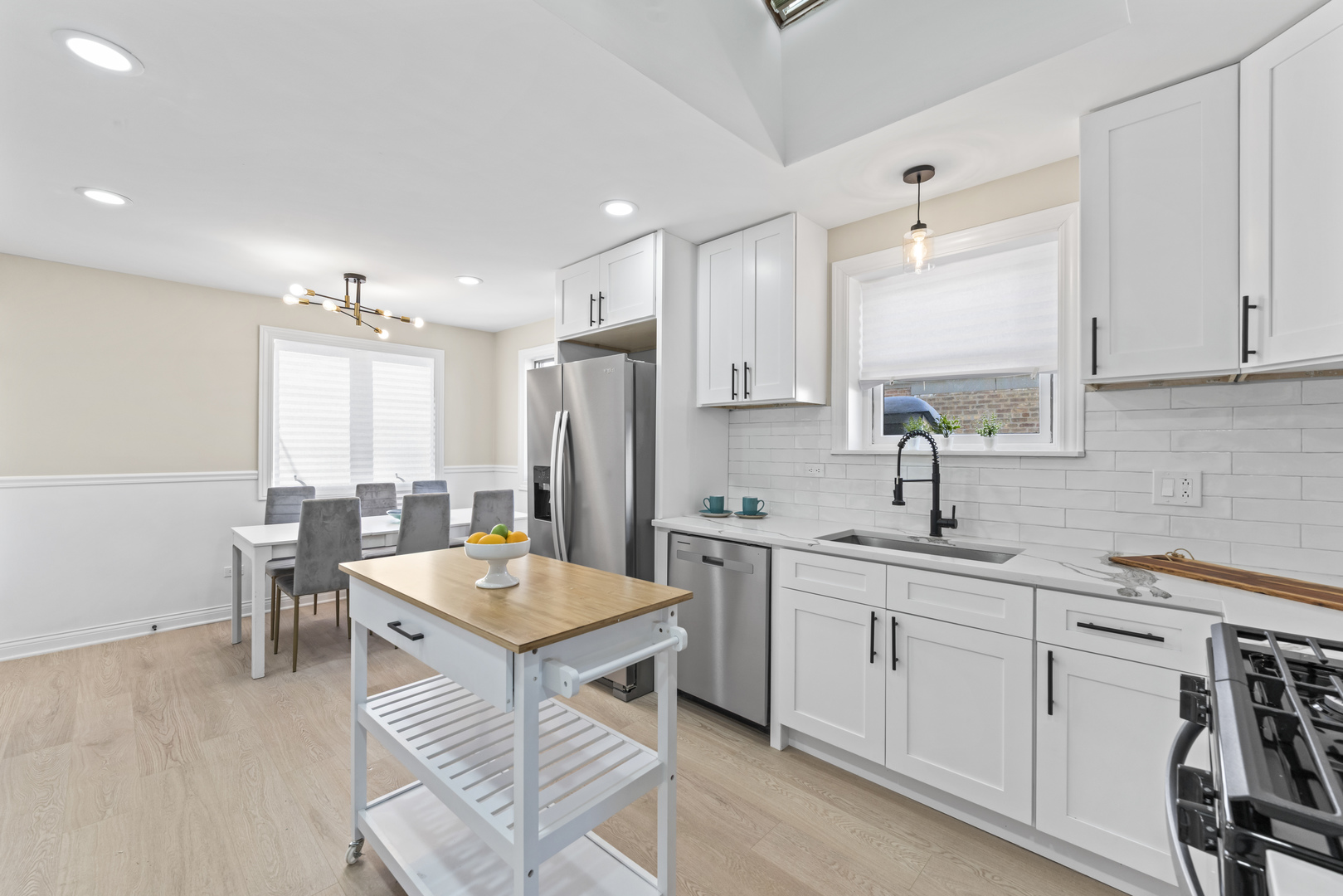 8169 S Tripp Avenue, Chicago, IL 60652