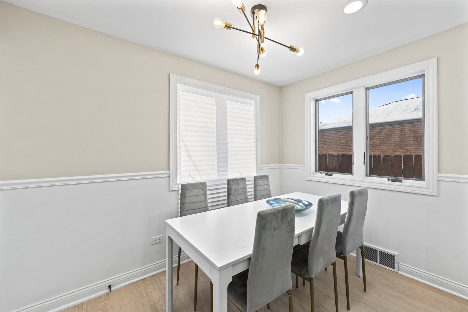 8169 S Tripp Avenue, Chicago, IL 60652