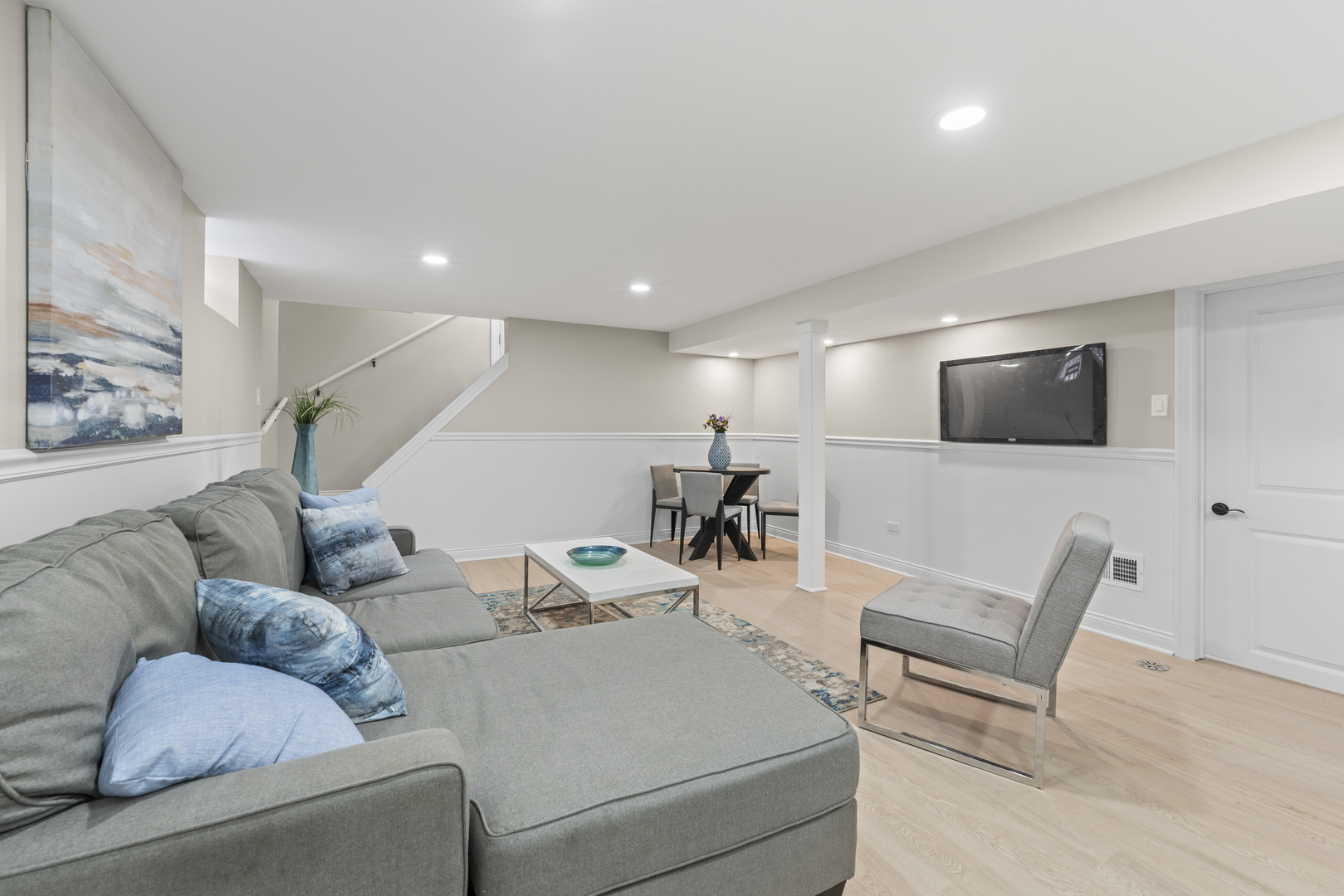 8169 S Tripp Avenue, Chicago, IL 60652