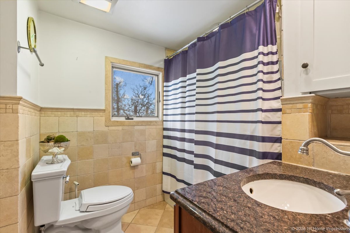 9837 S Hamilton Avenue, Chicago, IL 60643