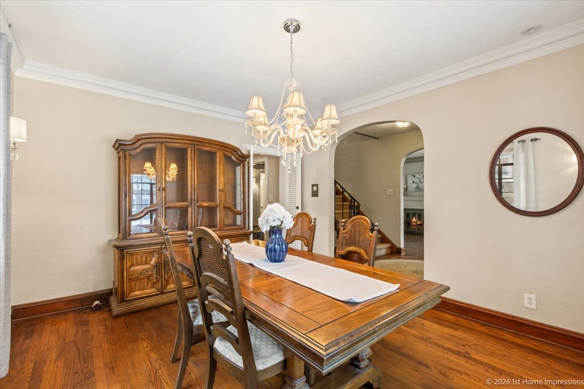 9837 S Hamilton Avenue, Chicago, IL 60643