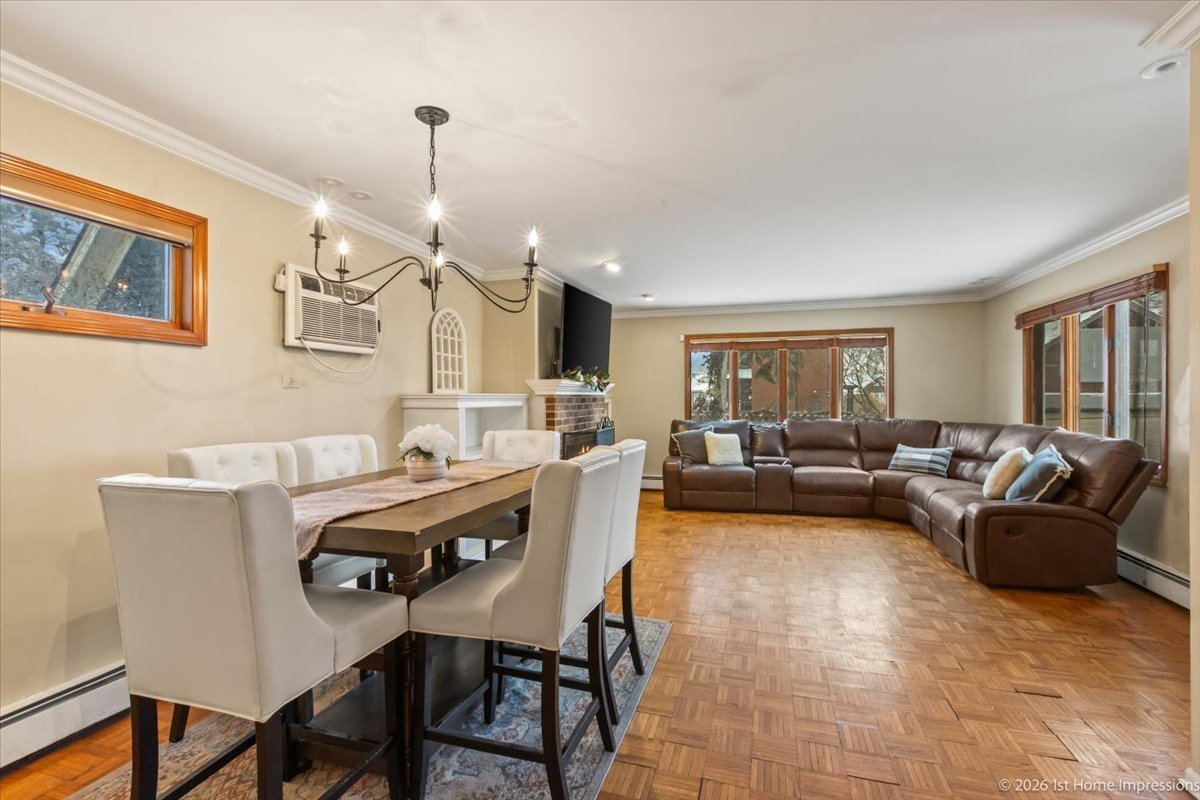 9837 S Hamilton Avenue, Chicago, IL 60643