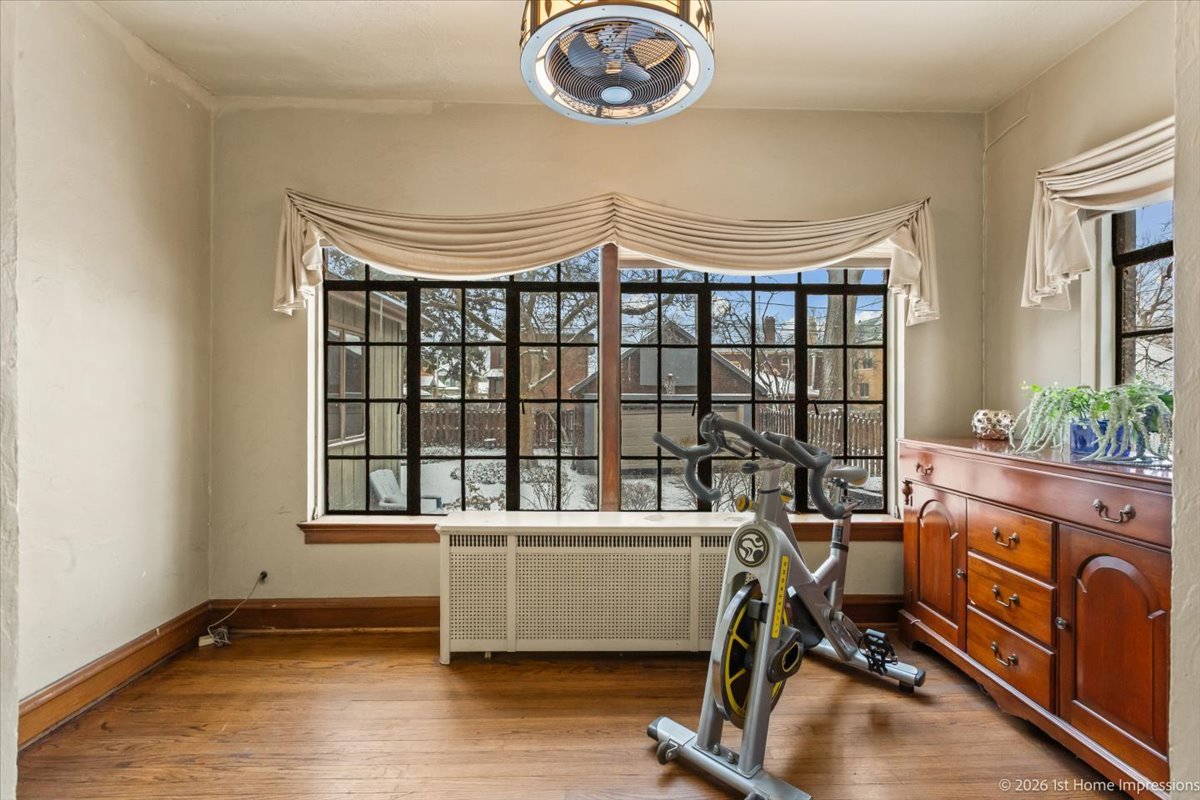 9837 S Hamilton Avenue, Chicago, IL 60643