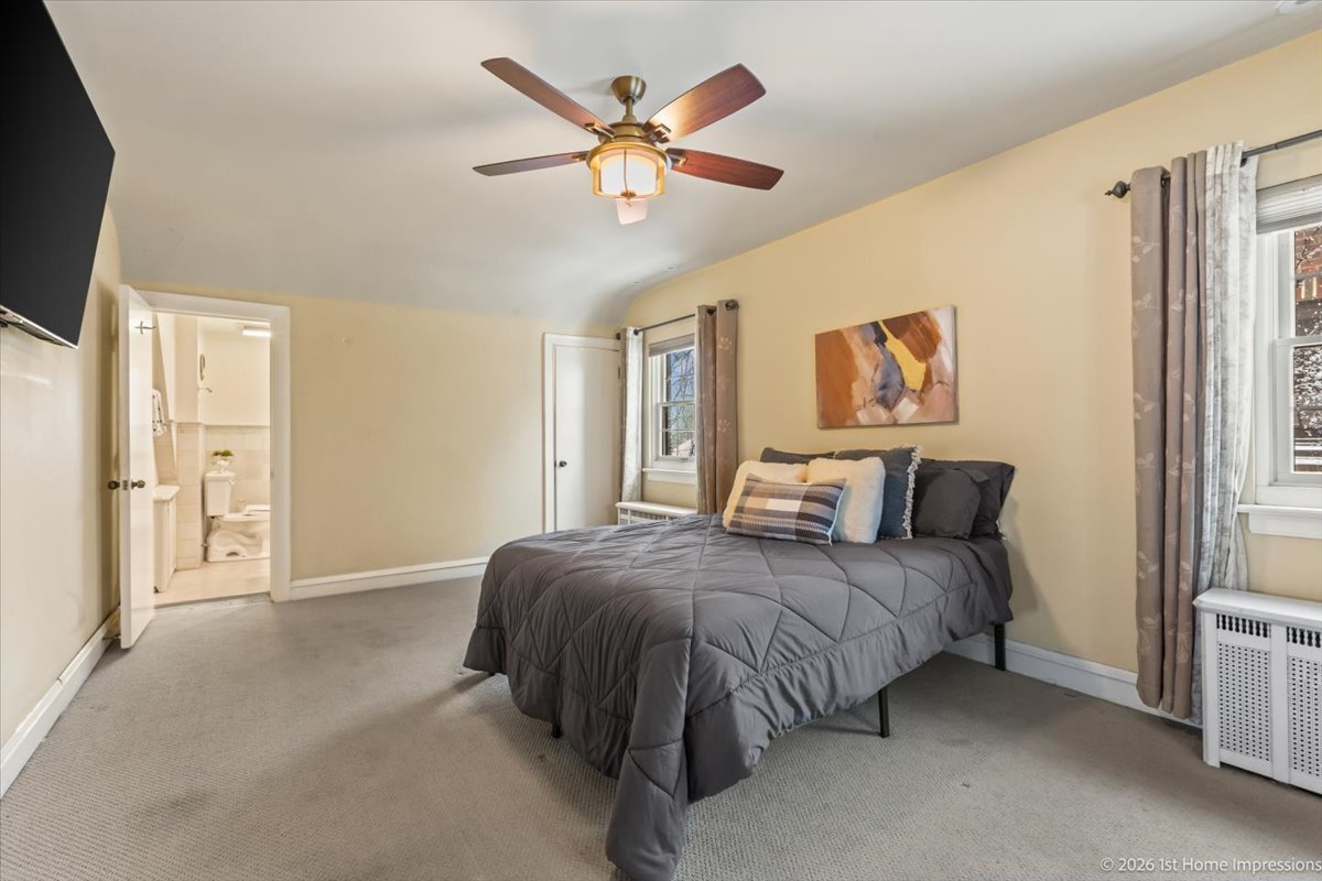 9837 S Hamilton Avenue, Chicago, IL 60643