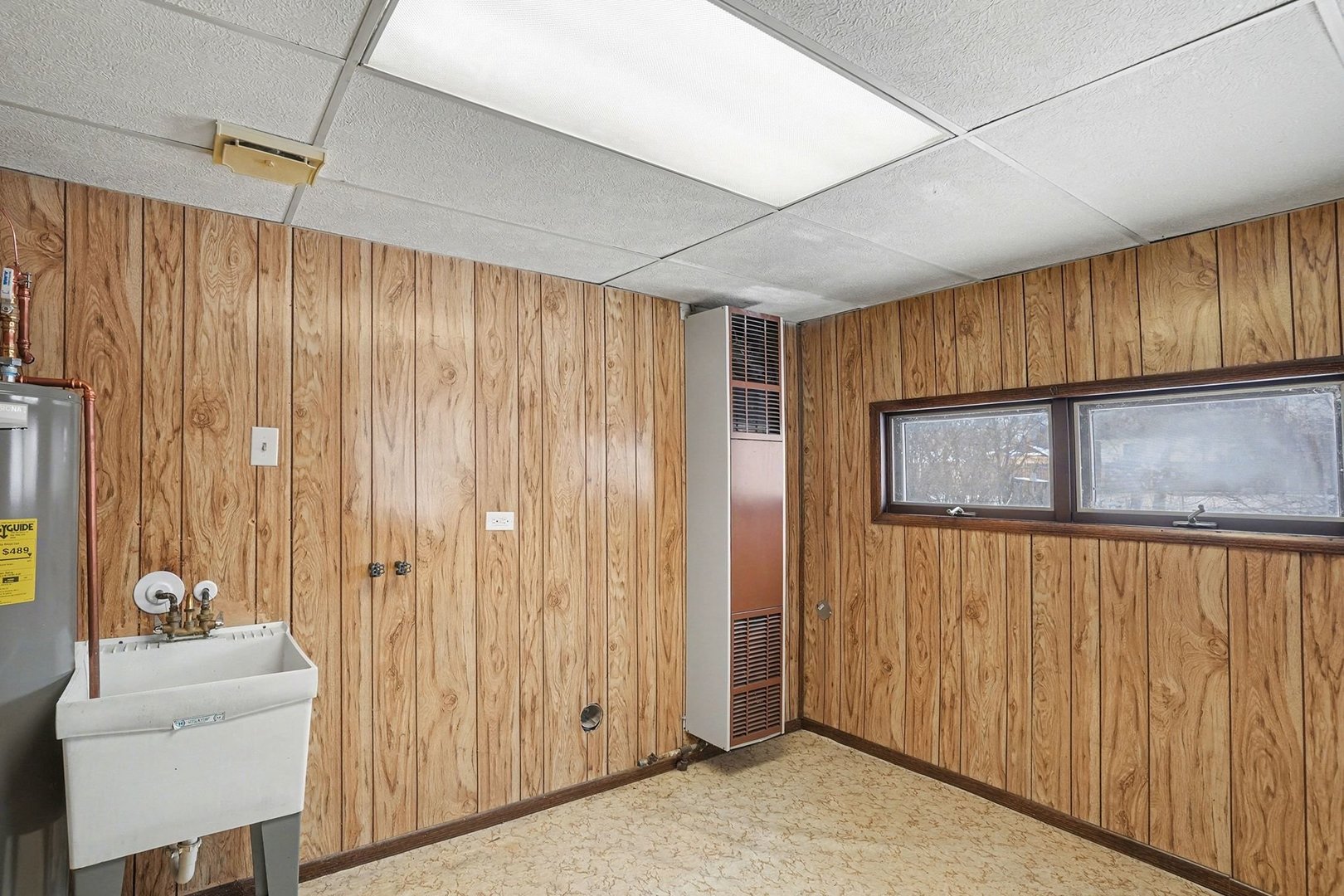 6520 W 82nd Street, Burbank, IL 60459