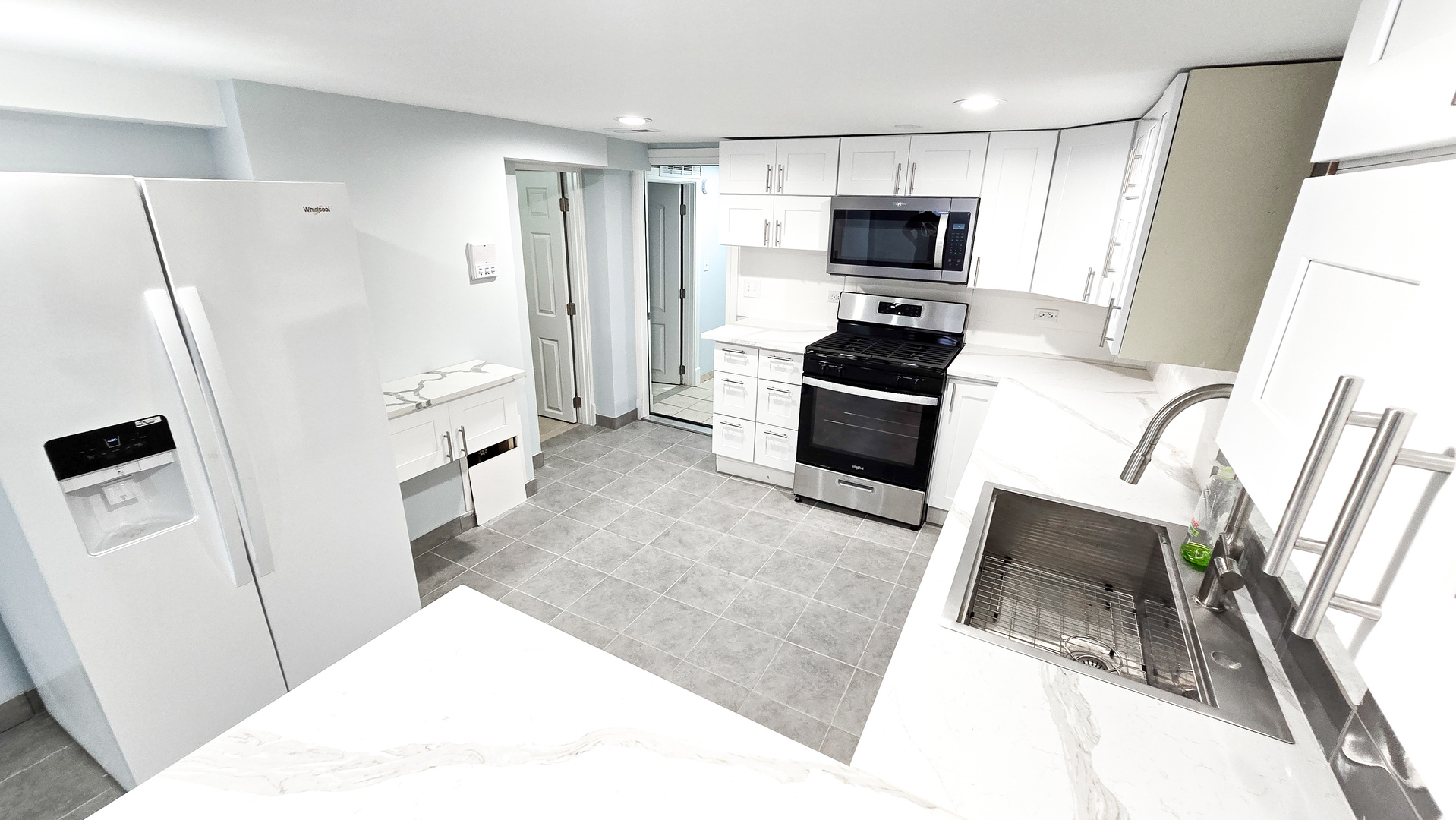 6751 S Campbell Avenue #3F, Chicago, IL 60629