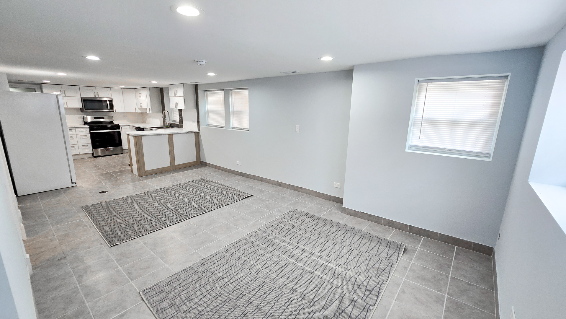 6751 S Campbell Avenue #3F, Chicago, IL 60629