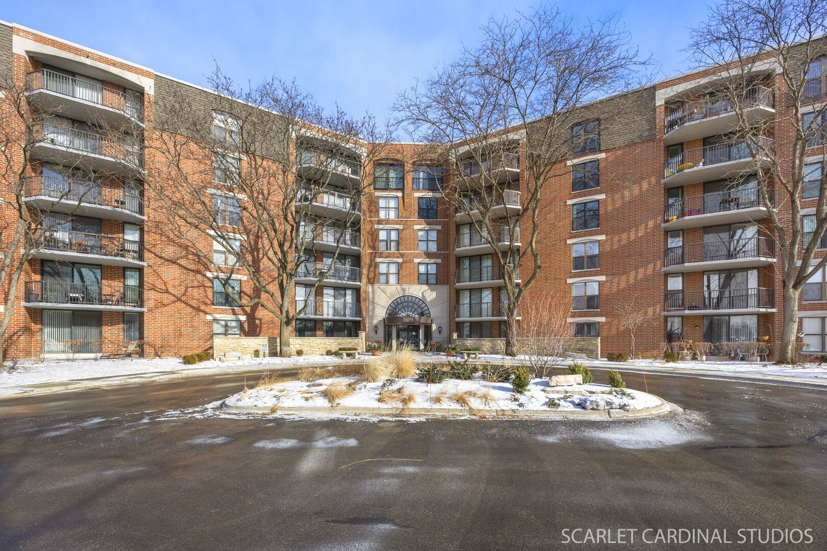 509 Aurora Avenue #120, Naperville, IL 60540
