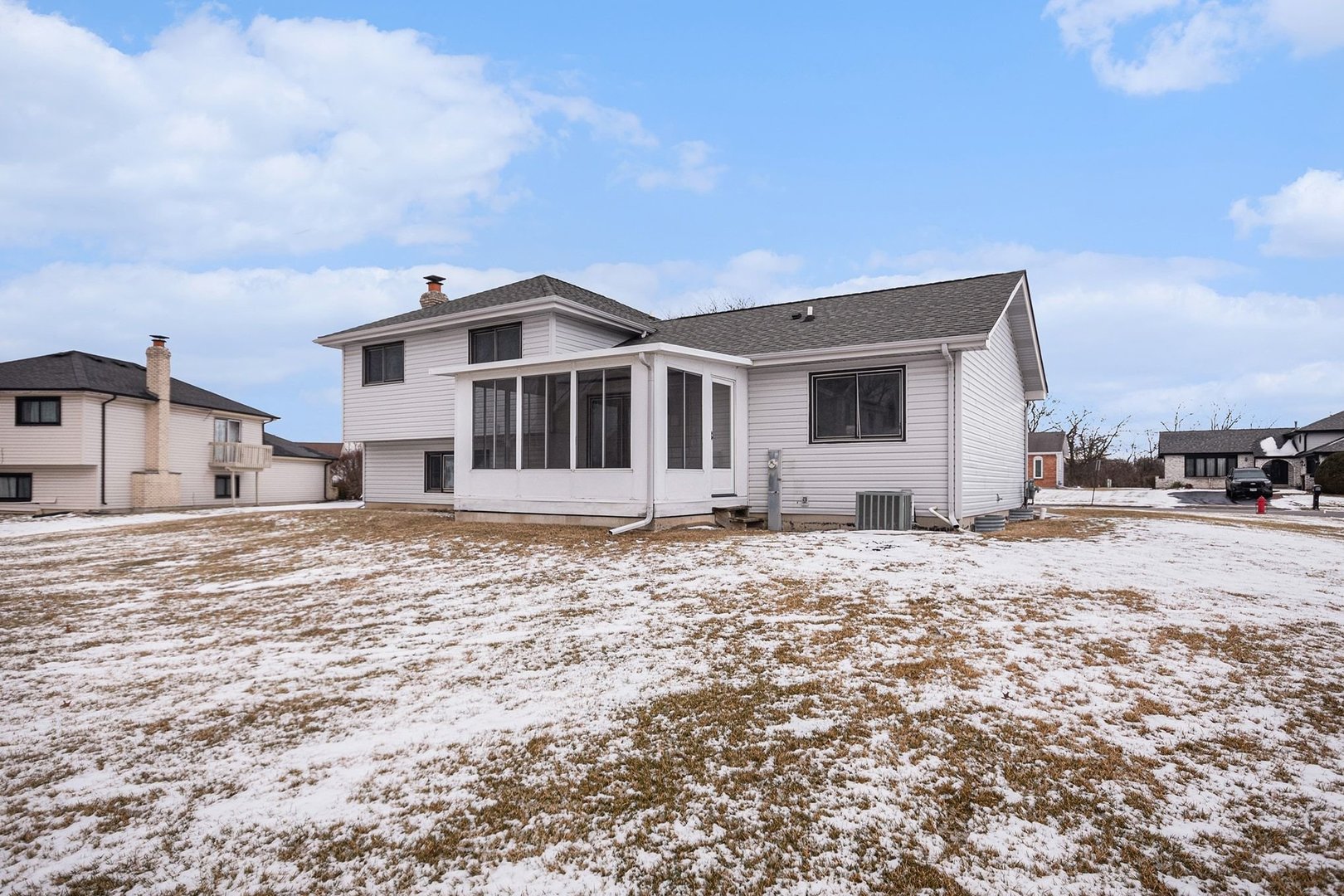 22531 Crescent Way, Richton Park, IL 60471