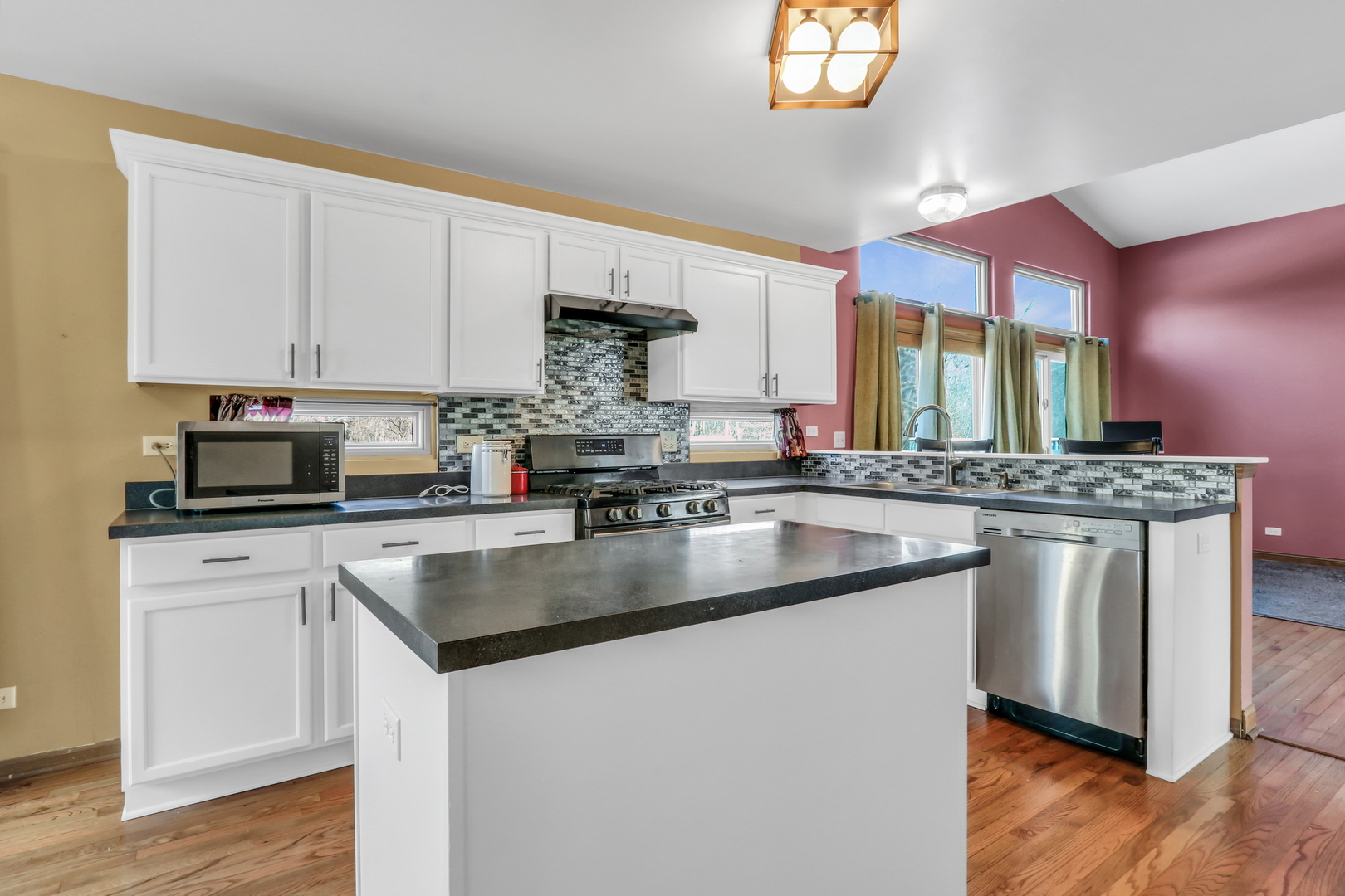 1223 S Elder Lane, Waukegan, IL 60085