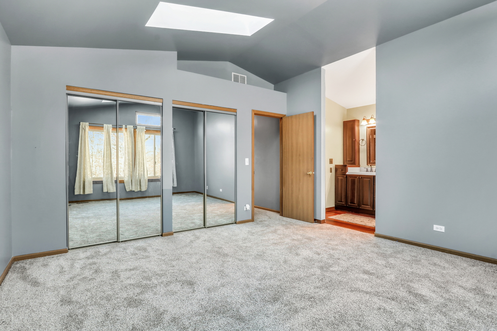 1223 S Elder Lane, Waukegan, IL 60085