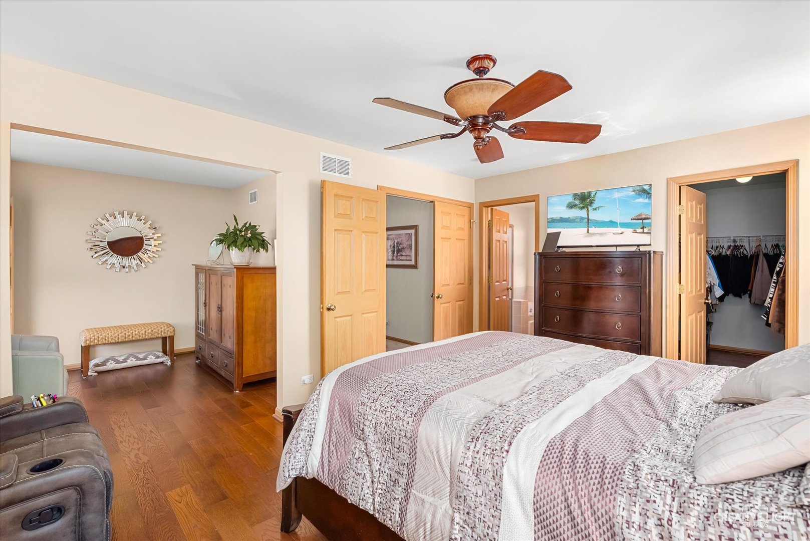 24336 W Apple Tree Lane, Plainfield, IL 60585