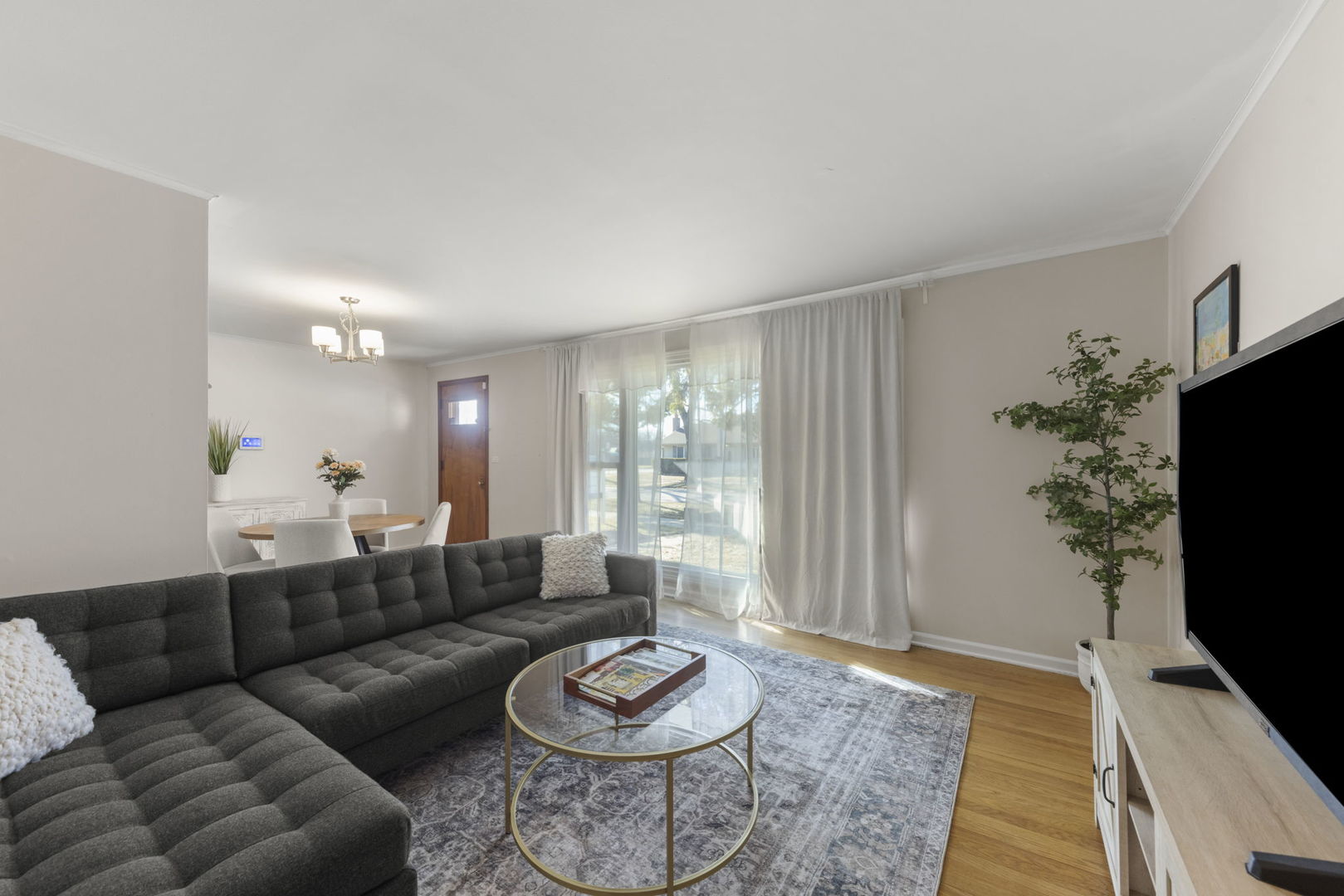 4341 Madison Avenue, Brookfield, IL 60513