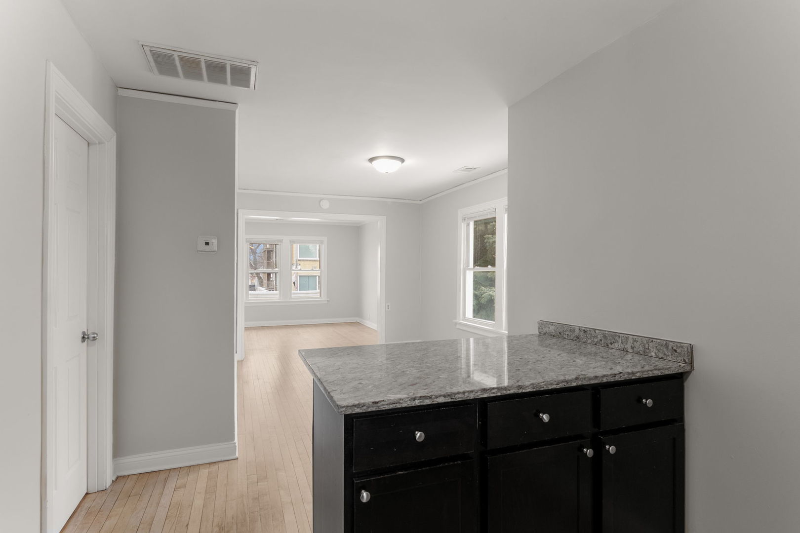 1144 N Austin Boulevard #2, Oak Park, IL 60302